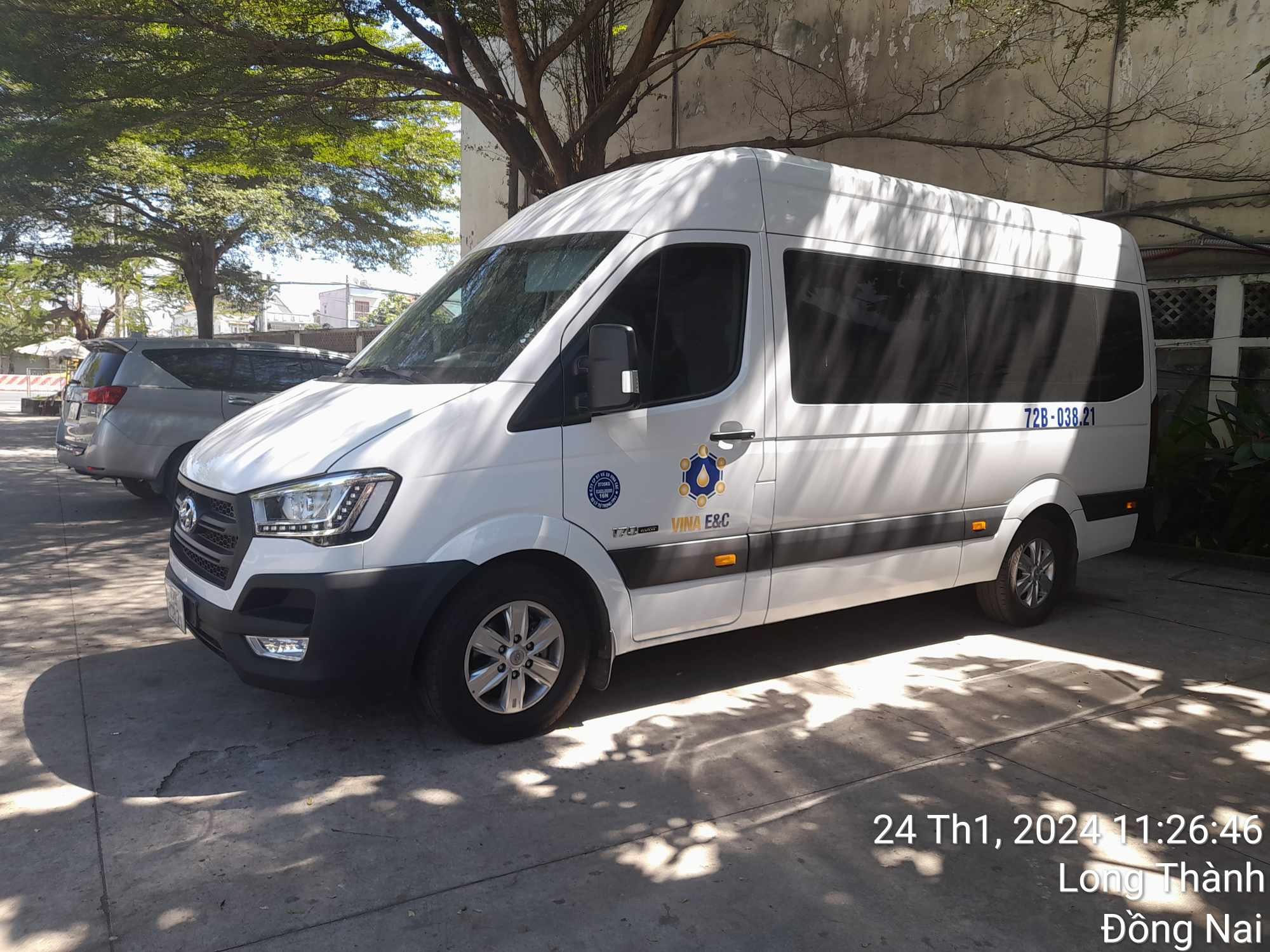 XE LE DU Hải Vân Limousine