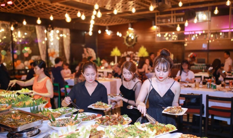TOP 15+ NHÀ HÀNG BUFFET HẢI SẢN & NƯỚNG VŨNG TÀU NGON, NỔI TIẾNG NHẤT 2025