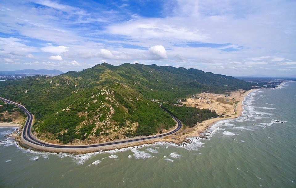 Núi Minh Đạm Vũng Tàu – Điểm Du Lịch Lịch Sử Và Trekking Hấp Dẫn Tại Bà Rịa