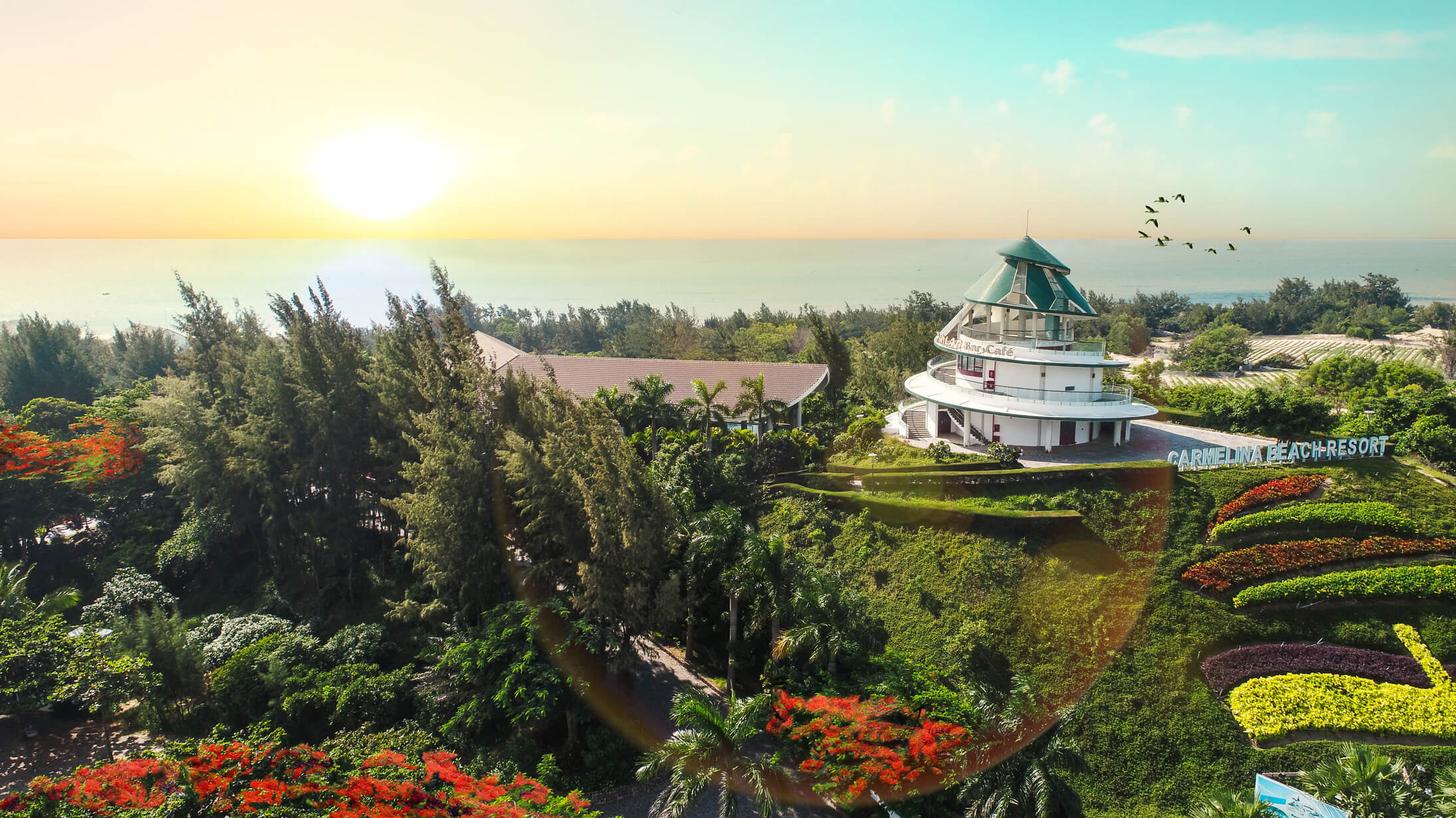 Carmelina Beach Resort Ở Đâu Và Có Gì Nổi Bật?