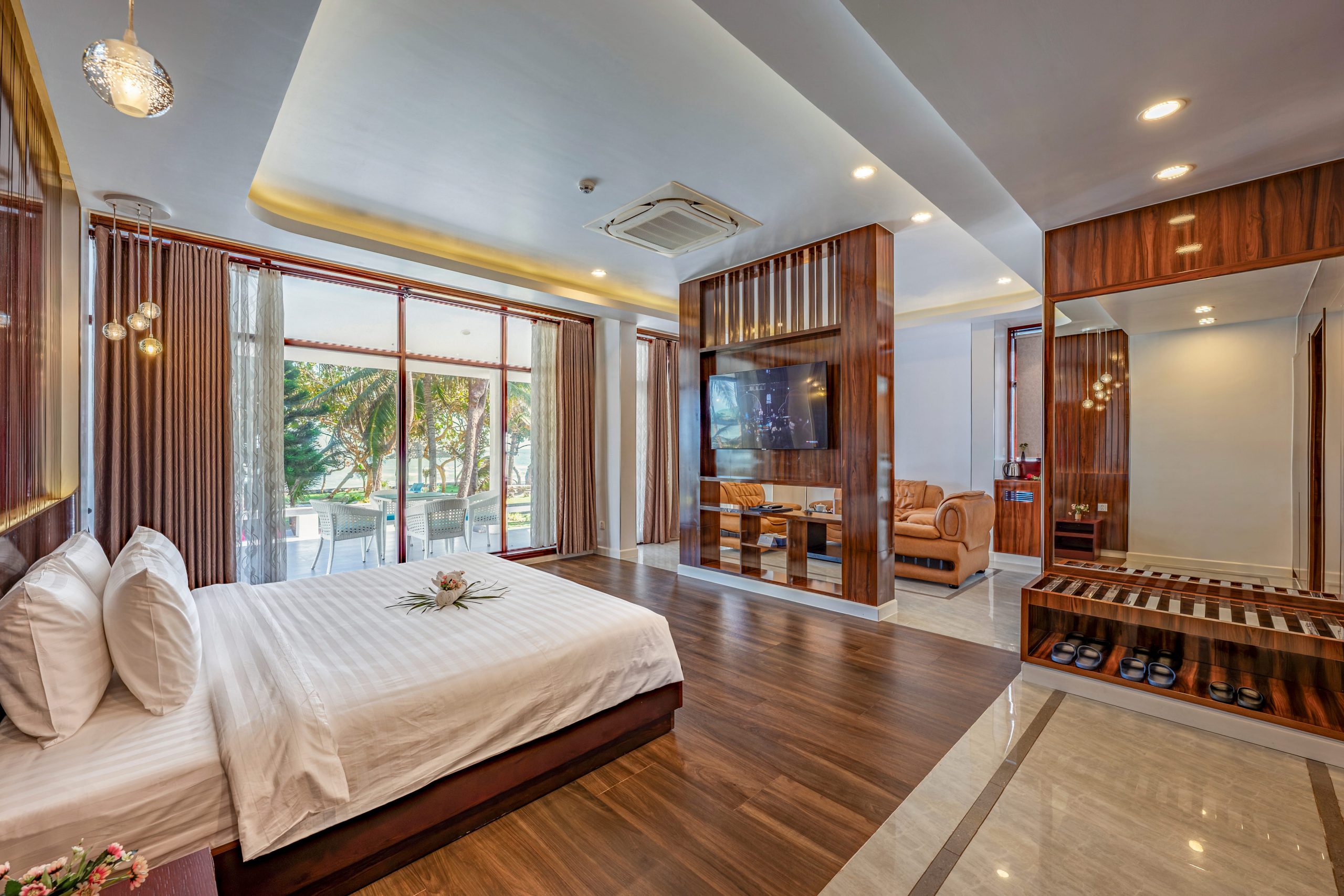 Các Hạng Phòng Tại Carmelina Beach Resort