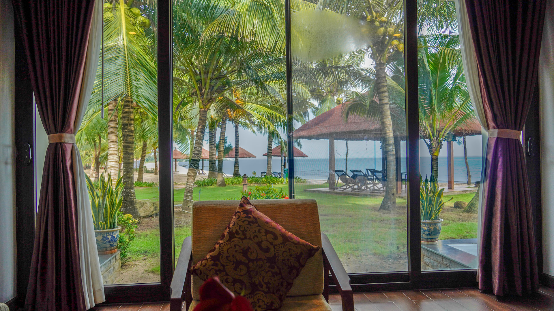 Chọn Phòng Nào Tại Hương Phong Hồ Cốc Beach Resort?